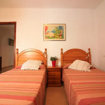 Centrico En Roses, A 300m De La Playa, Con Terraza Solarium Y Wifi. - Es-228-97 Apartmán *